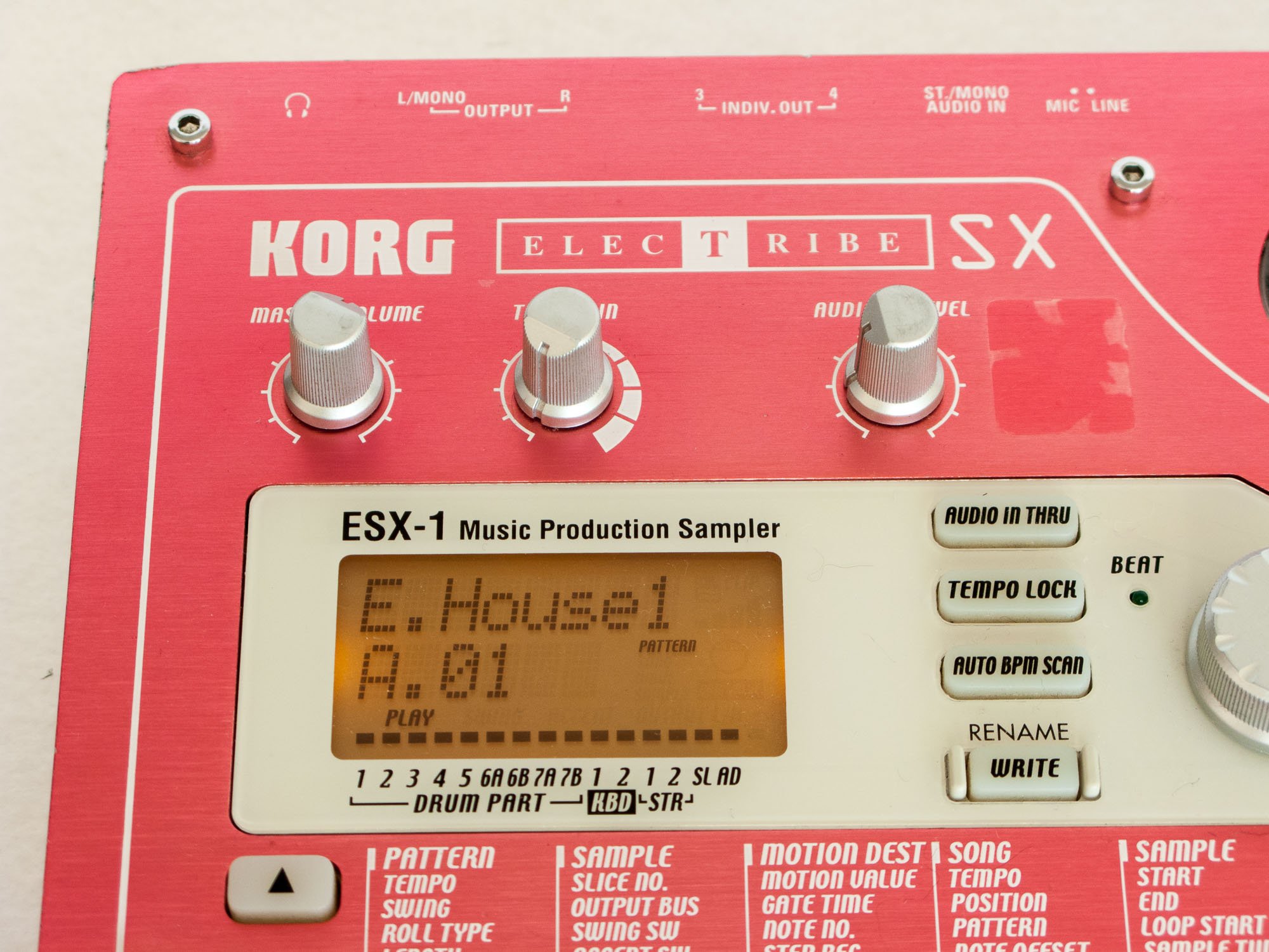Korg Esx1 Electribe SX Drum Machine Sampler w/ Custom Tube Cover